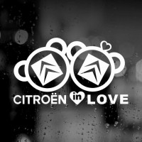 Наклейка на автомобиль - Citroen in Love